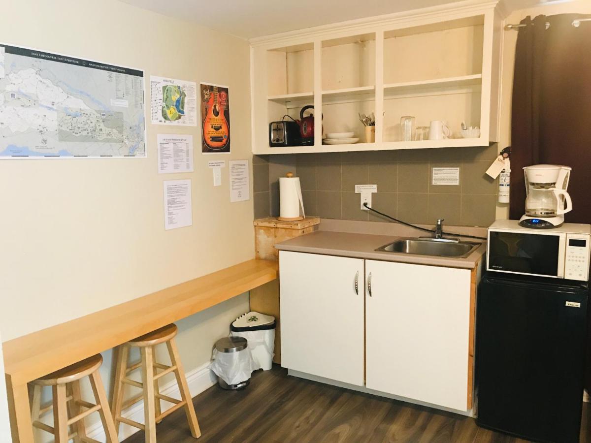 Auberge De Mon Petit Chum B&B Wakefield Dış mekan fotoğraf