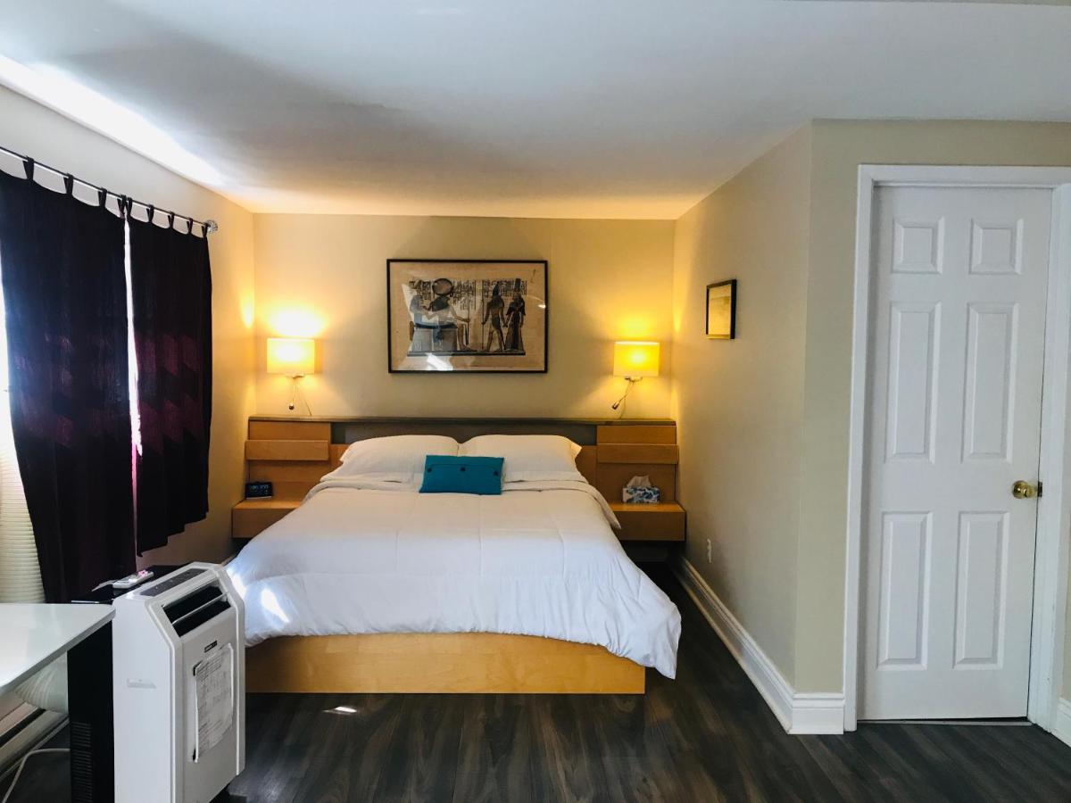 Auberge De Mon Petit Chum B&B Wakefield Dış mekan fotoğraf