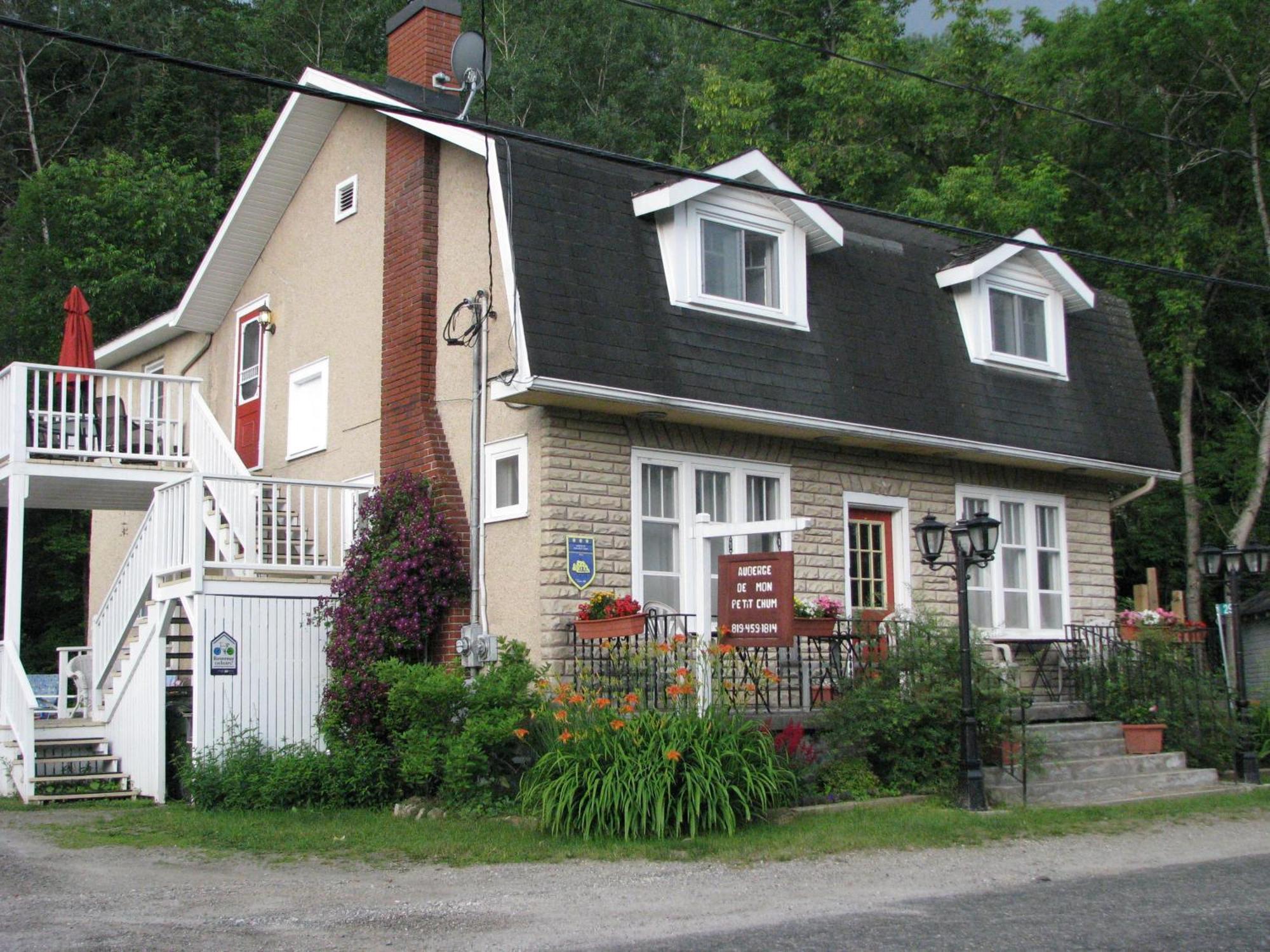 Auberge De Mon Petit Chum B&B Wakefield Dış mekan fotoğraf