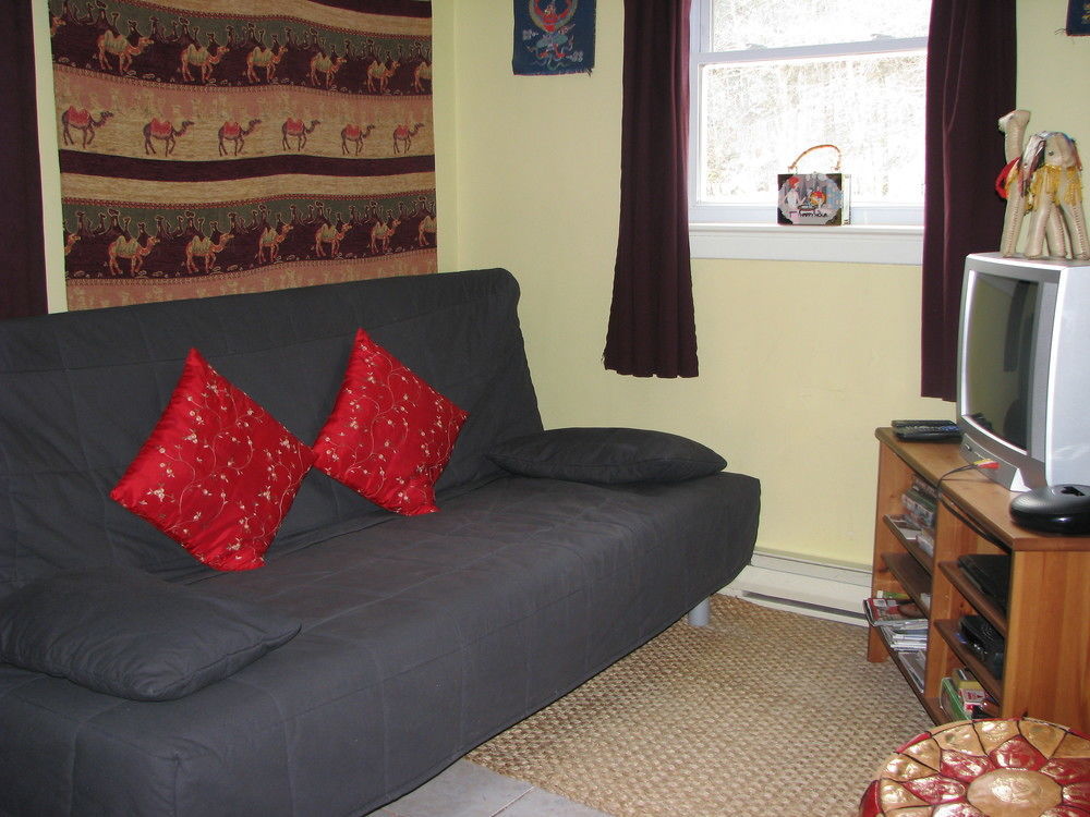Auberge De Mon Petit Chum B&B Wakefield Dış mekan fotoğraf